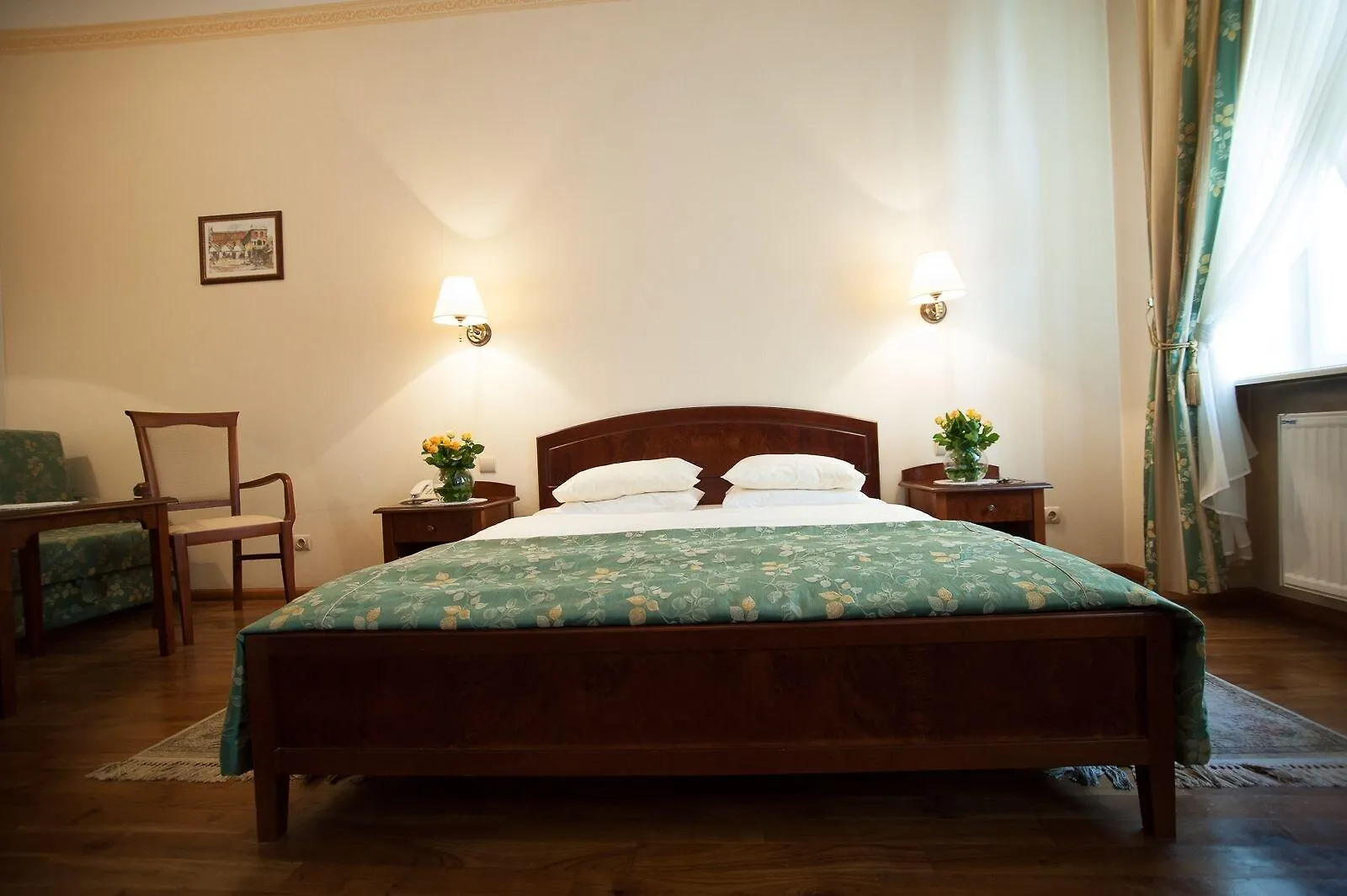 Aparthotel Karmel Kraków 3*,