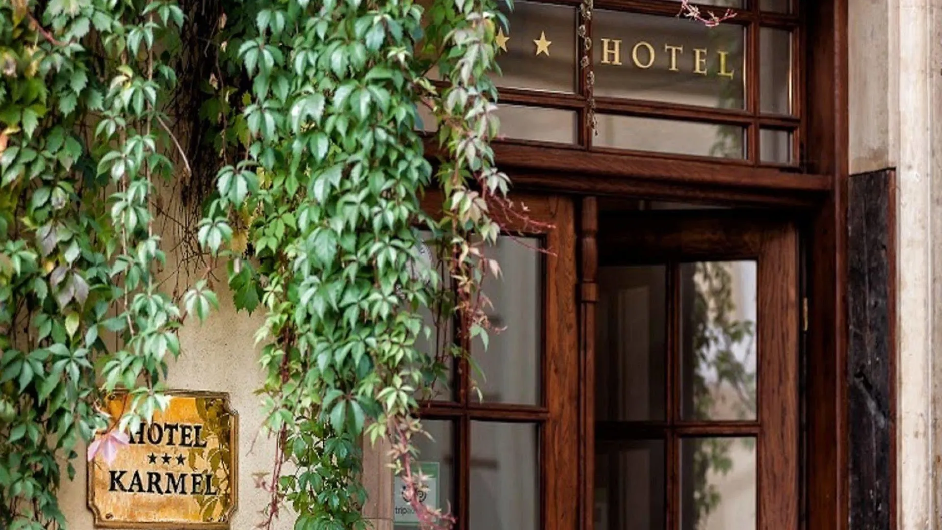 Aparthotel Karmel Krakow Hotel